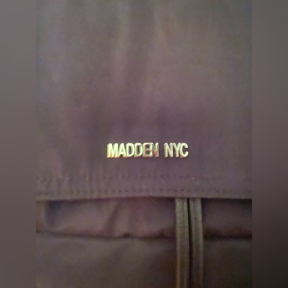 Steve Madden - Picture 3 of 9
